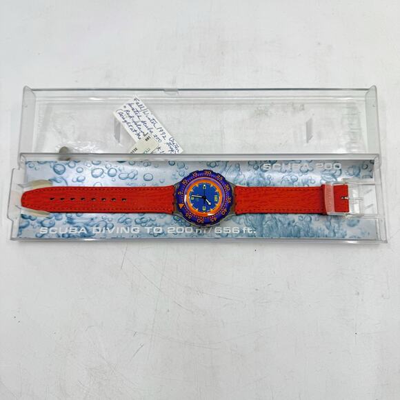 Vintage 90's SWATCH Scuba 200 Red Island SDK106 Watch - Picture 2 of 8